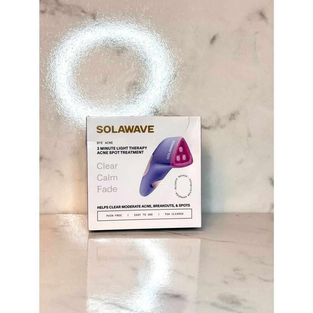 NIB Solawave  3 Minute Light Therapy Acne Spot Treatment - Periwinkle Edition